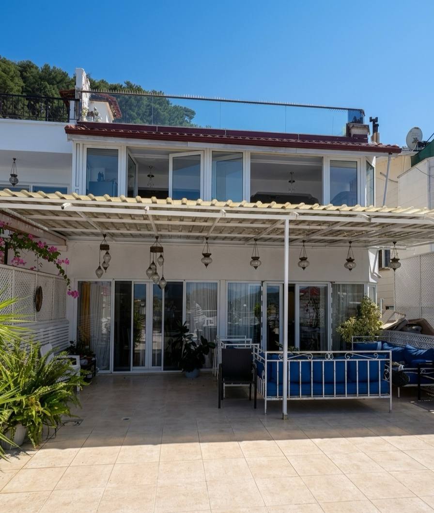 Fethiye two-level residence and terrace