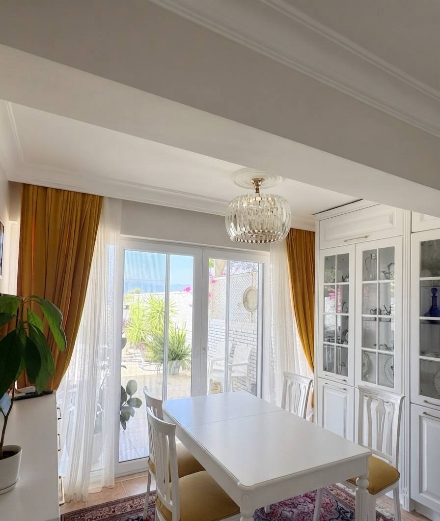 Fethiye residence dining room atmosphere