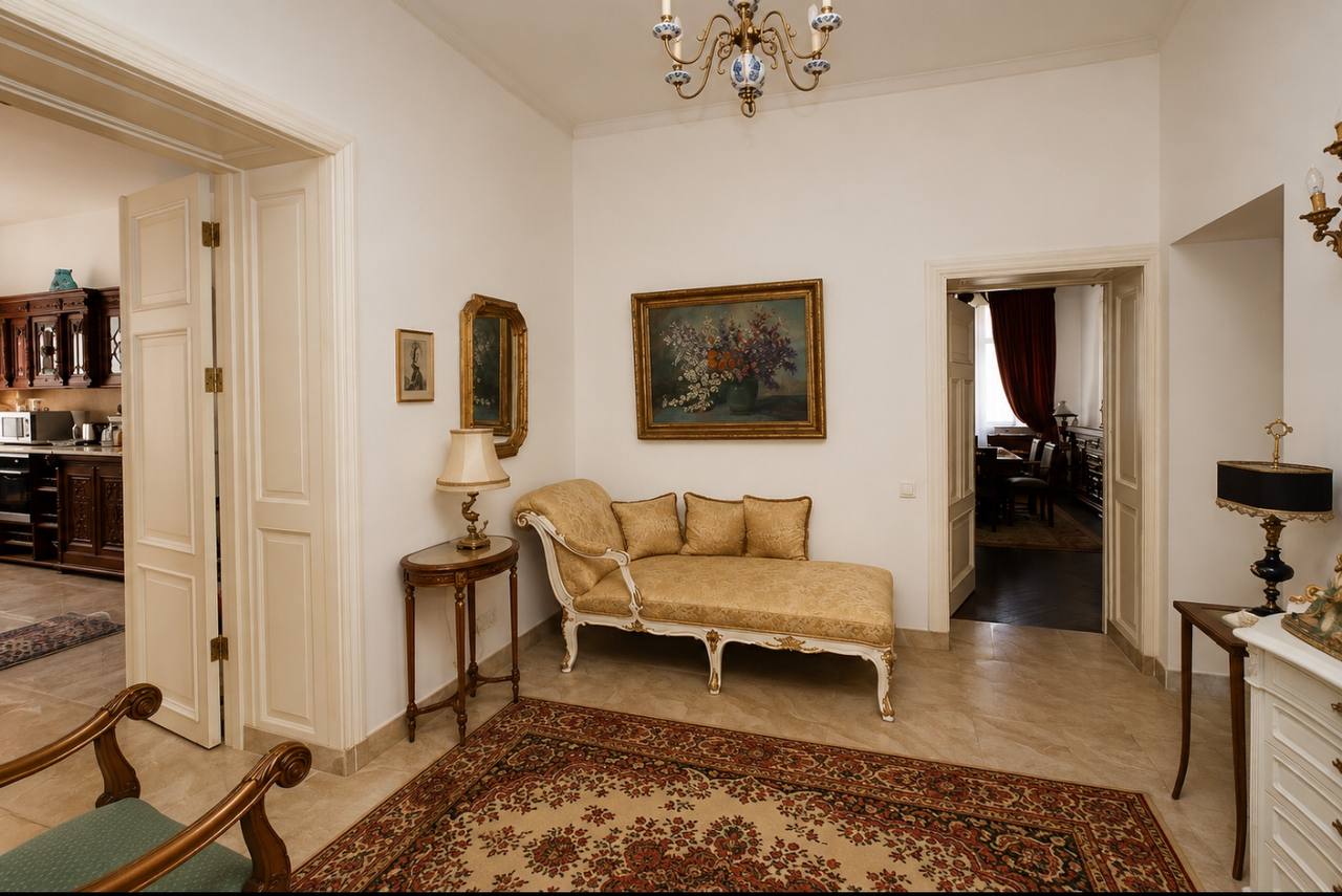 Bauskas 16A upper representative interior space
